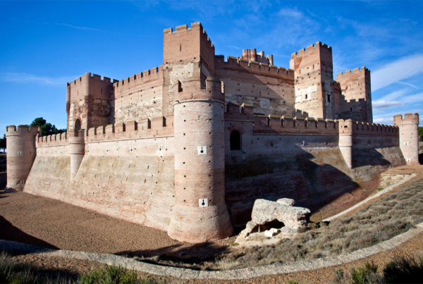 Visita guiada al Castillo de la Mota - 12:30 horas